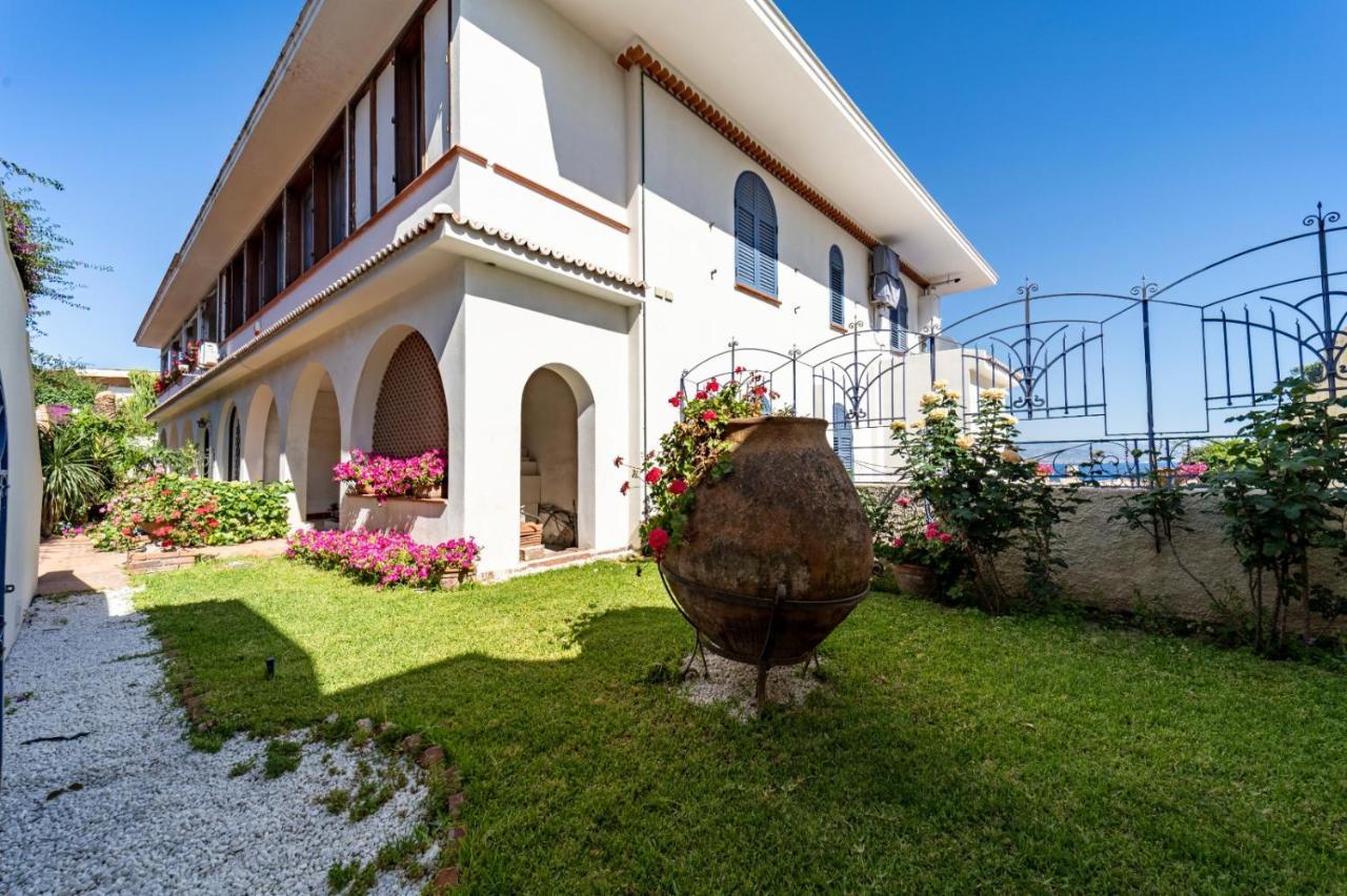 Appartamento Casa Azzurra Messina Esterno foto