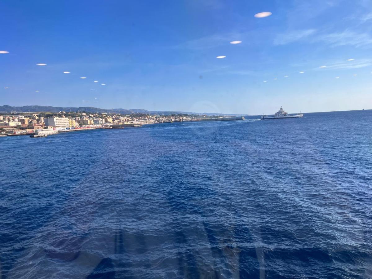Appartamento Casa Azzurra Messina Esterno foto